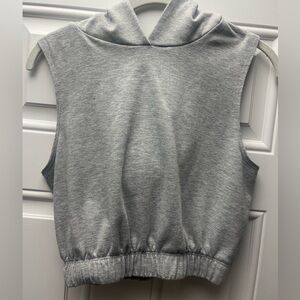 Women’s Gray Sleeveless Hoodie Top